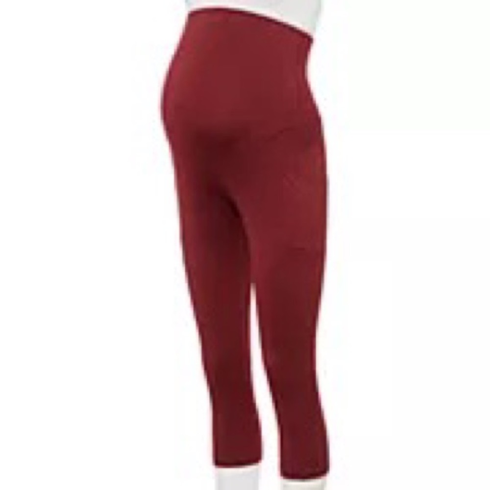 Maternity Tek Gear® Workout Capri Leggings
LARGE, Chilled Wine